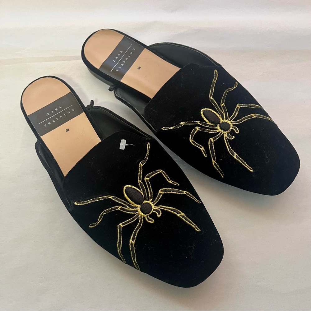 Zara Trafaluc Black Velvet Mules with Gold Spider Embroidery - Picture 2 of 8